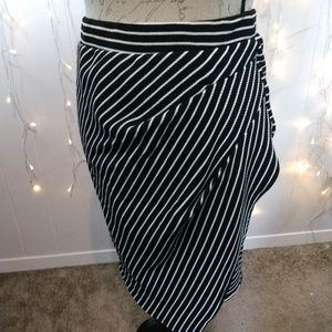 NWT Ark & co Pencil skirt